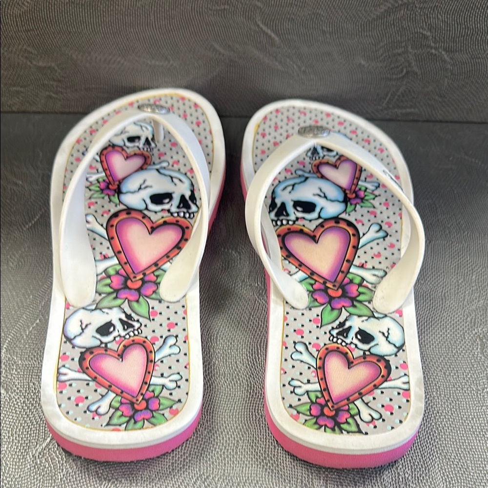 Ed Hardy White and Pink Sandals - Picture 4 of 7